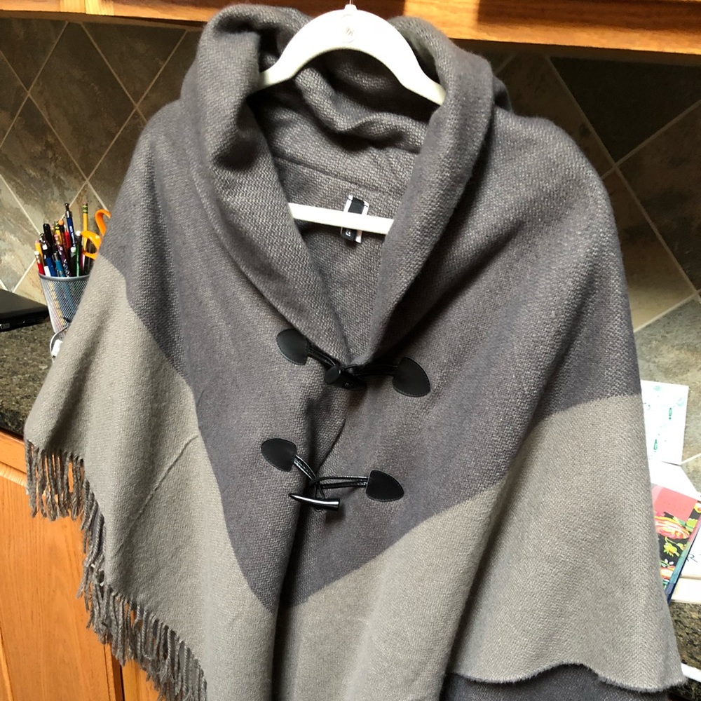 Apt 9 shawl